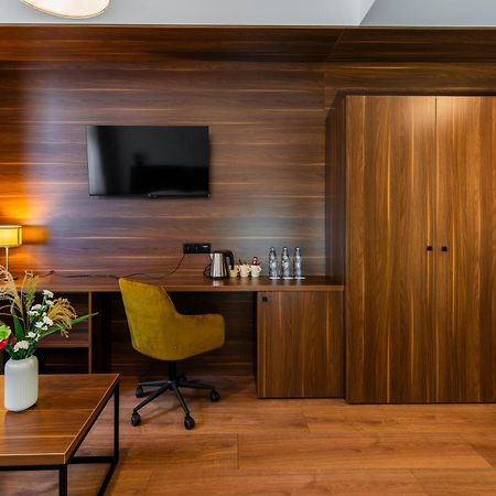 Hotel Victoria Olkusz Bagian luar foto