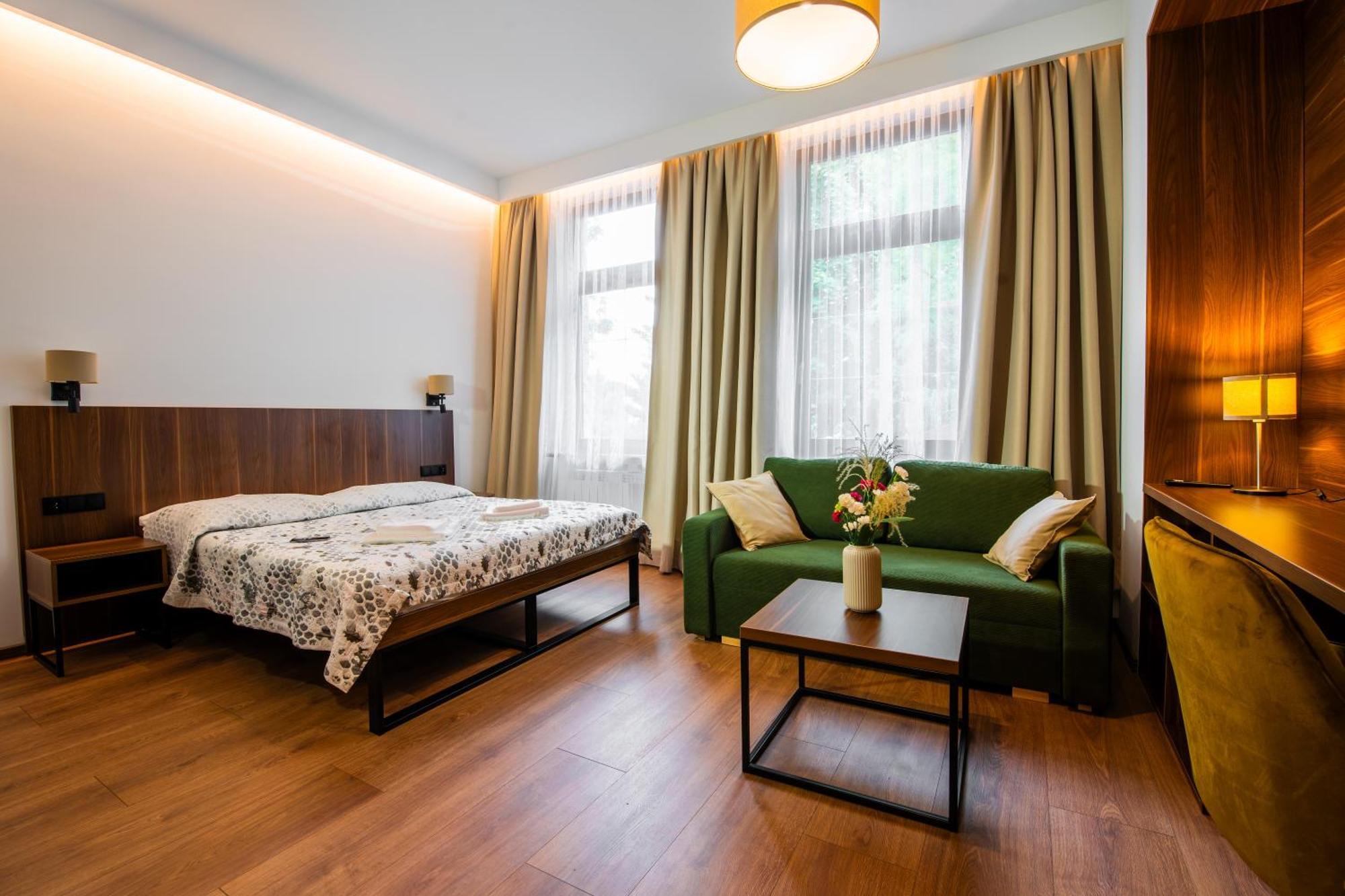 Hotel Victoria Olkusz Bagian luar foto