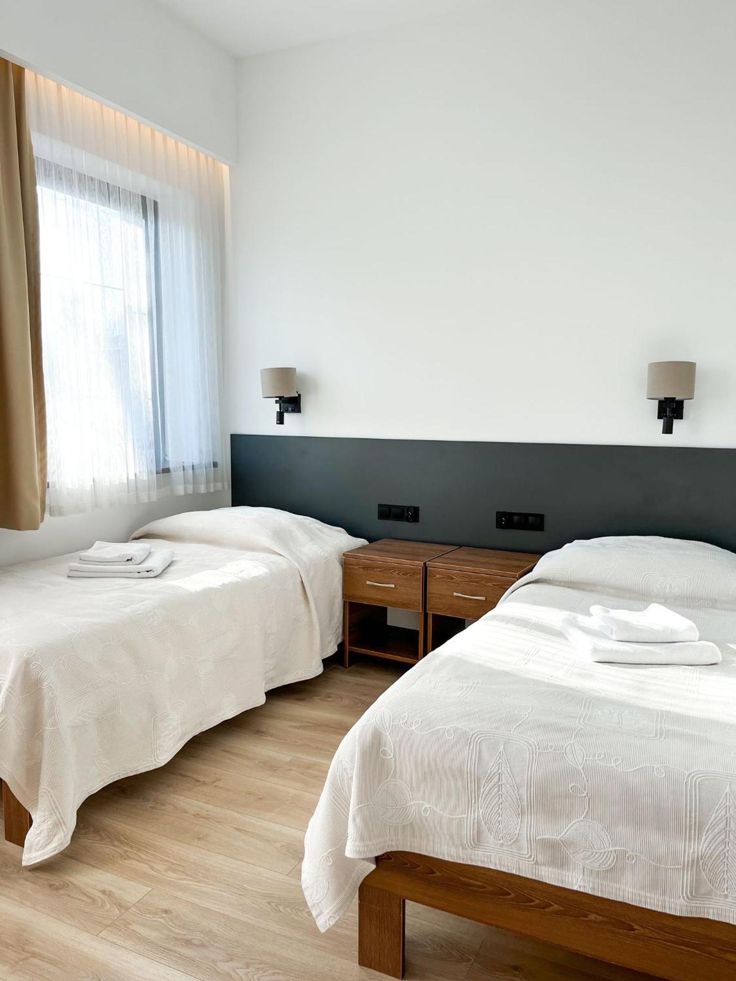 Hotel Victoria Olkusz Bagian luar foto