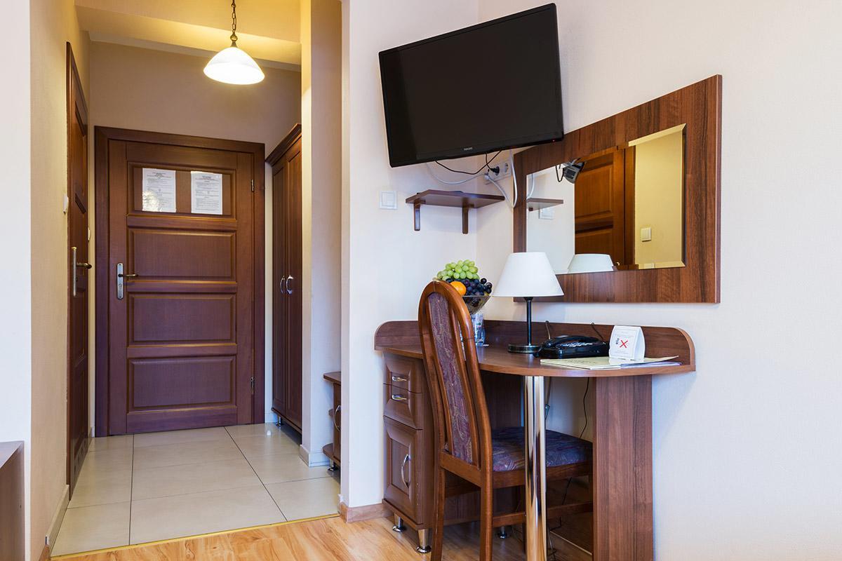 Hotel Victoria Olkusz Bagian luar foto