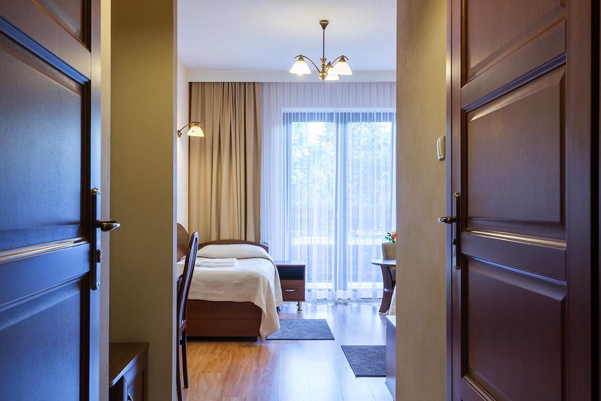 Hotel Victoria Olkusz Bagian luar foto